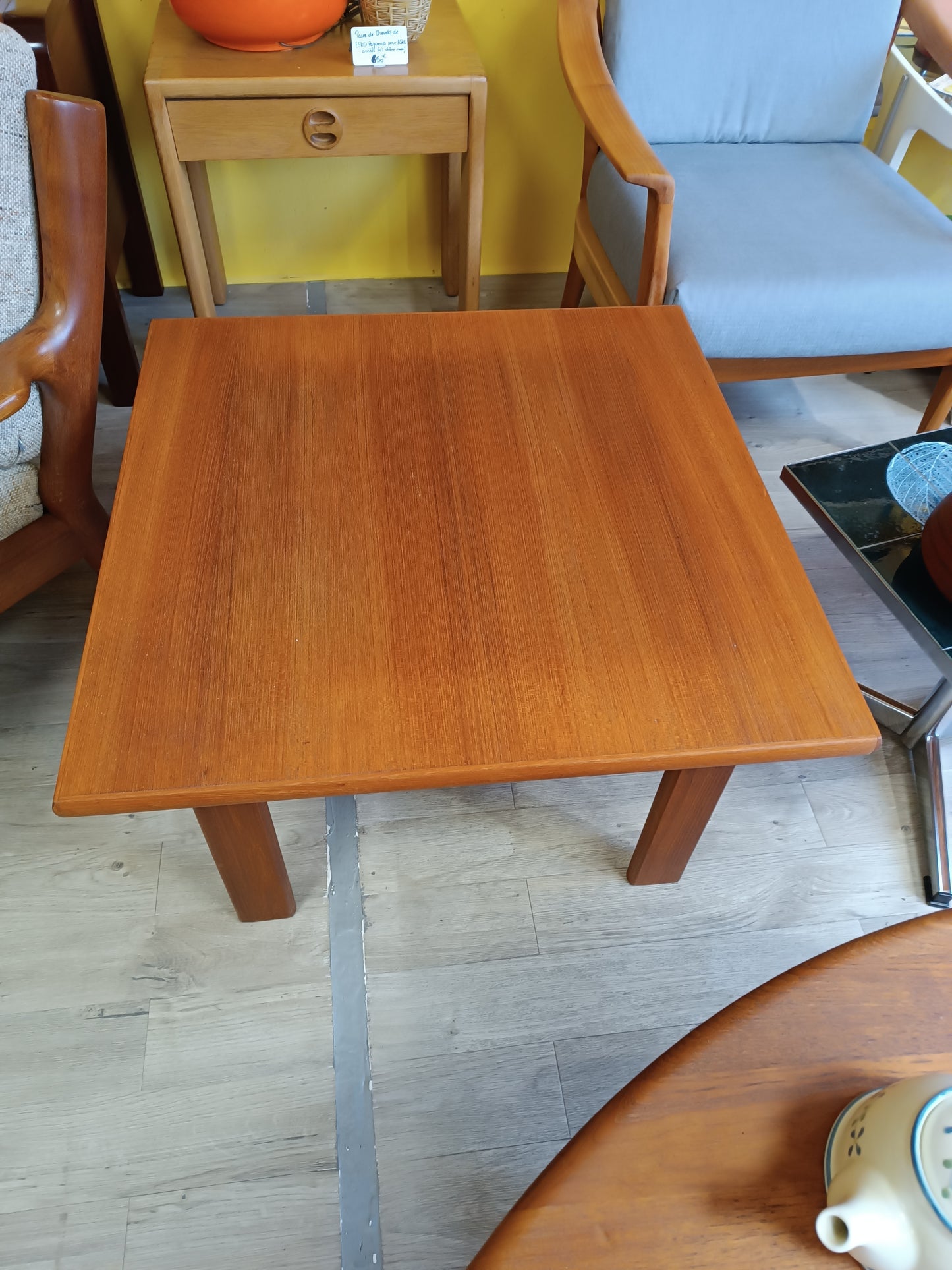 Table basse scandinave en teck de Niels Bach