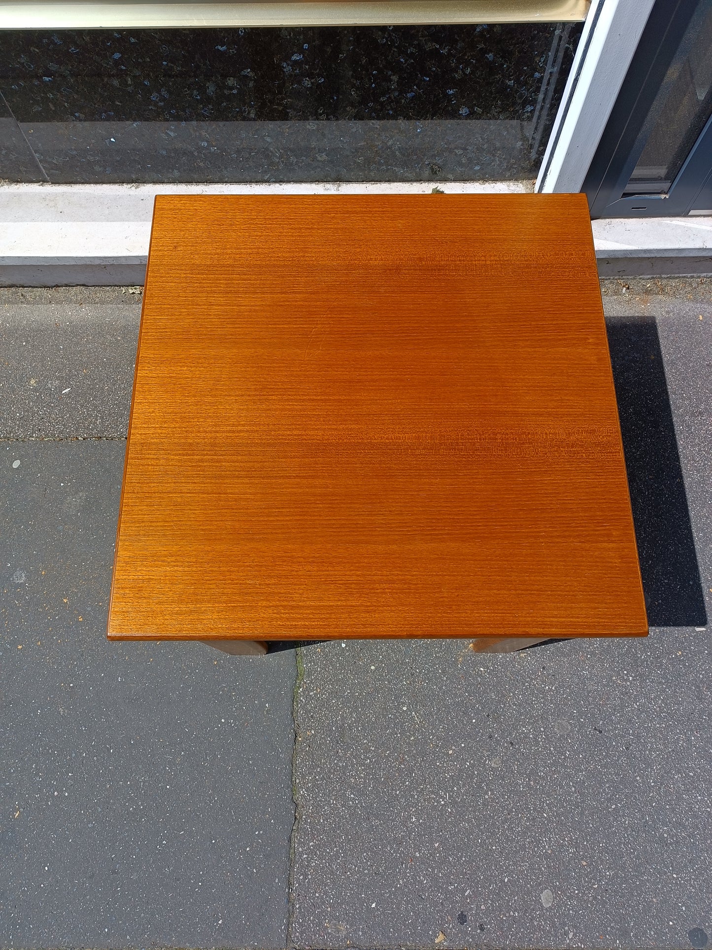 Table basse scandinave en teck de Niels Bach