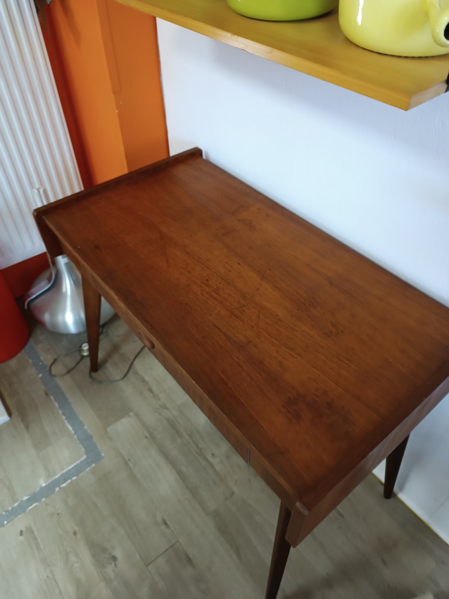 Bureau scandinave en teck 1960's