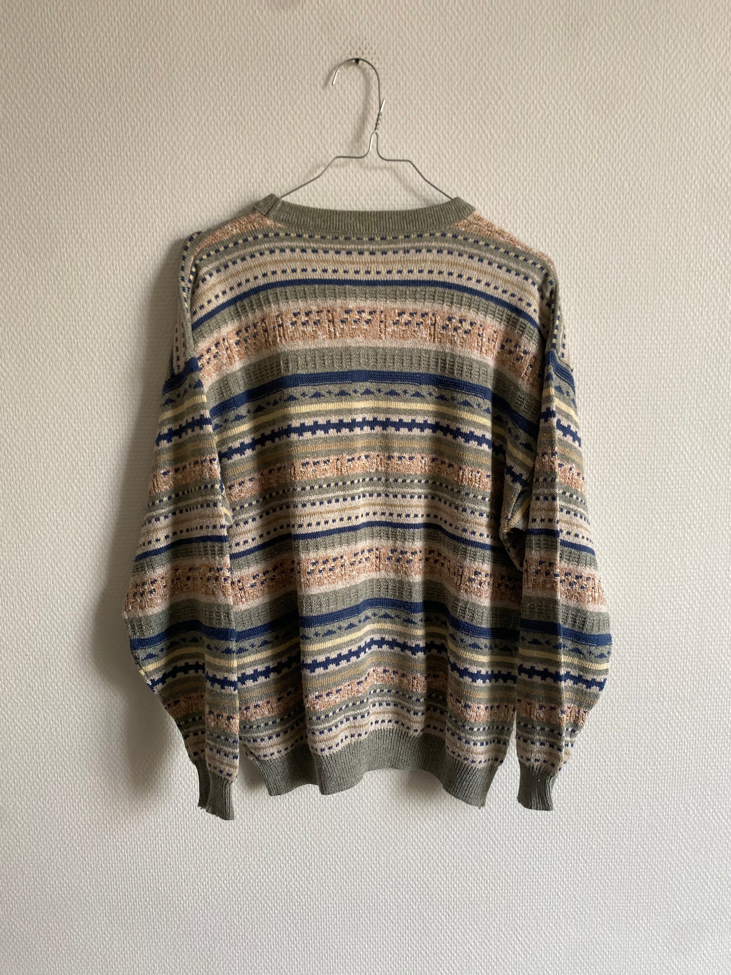 Pull jacquard