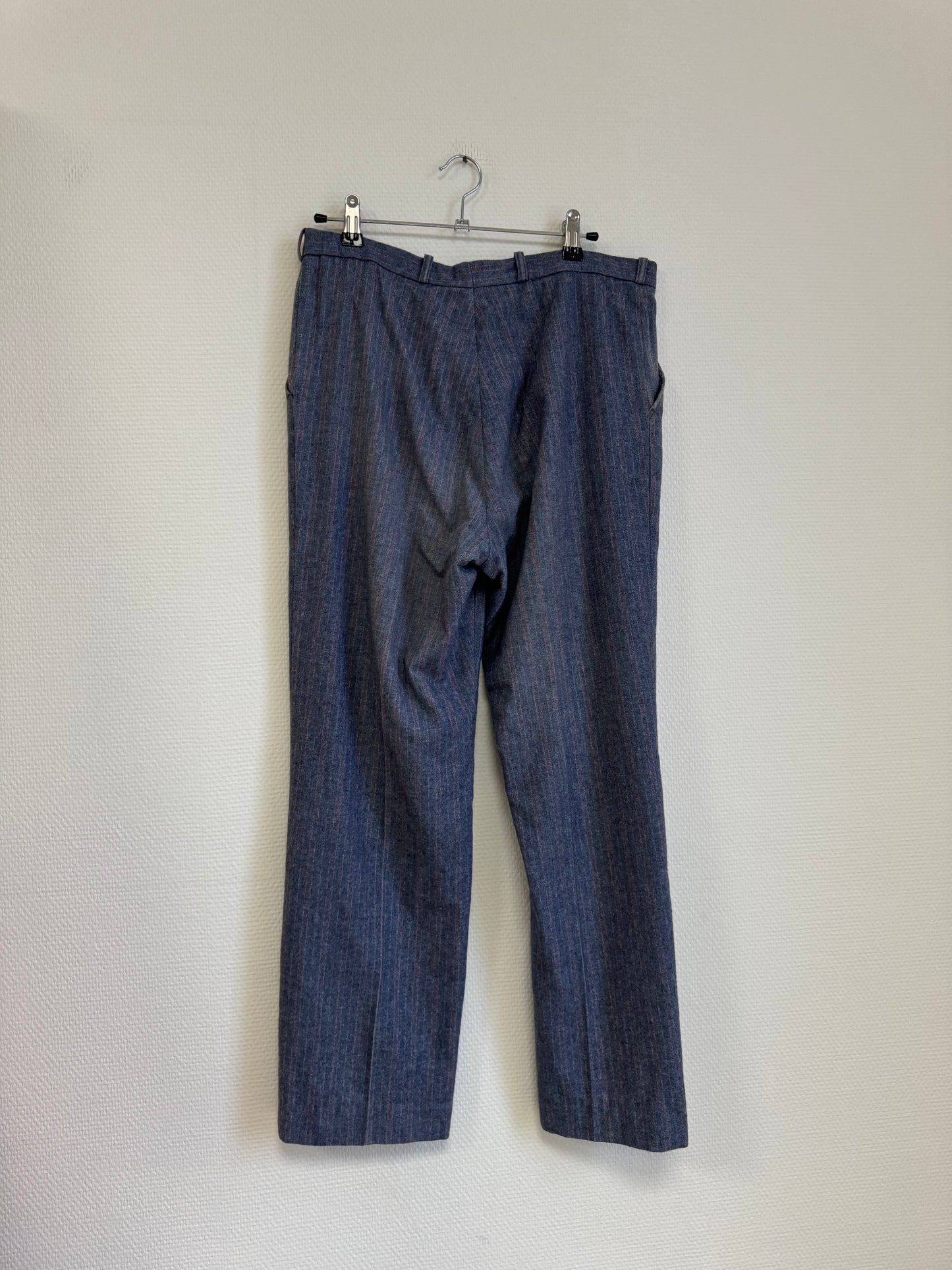 Pantalon bleu en laine