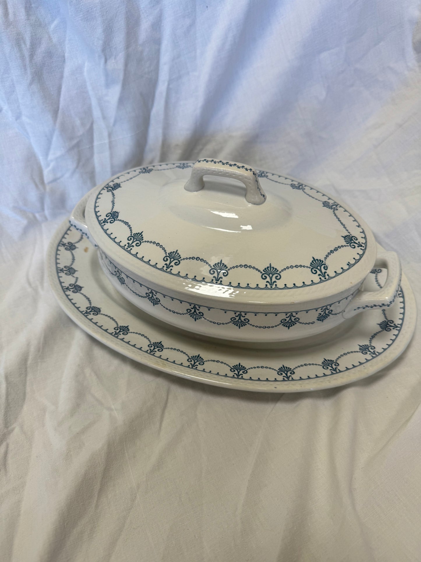 Soupière en porcelaine