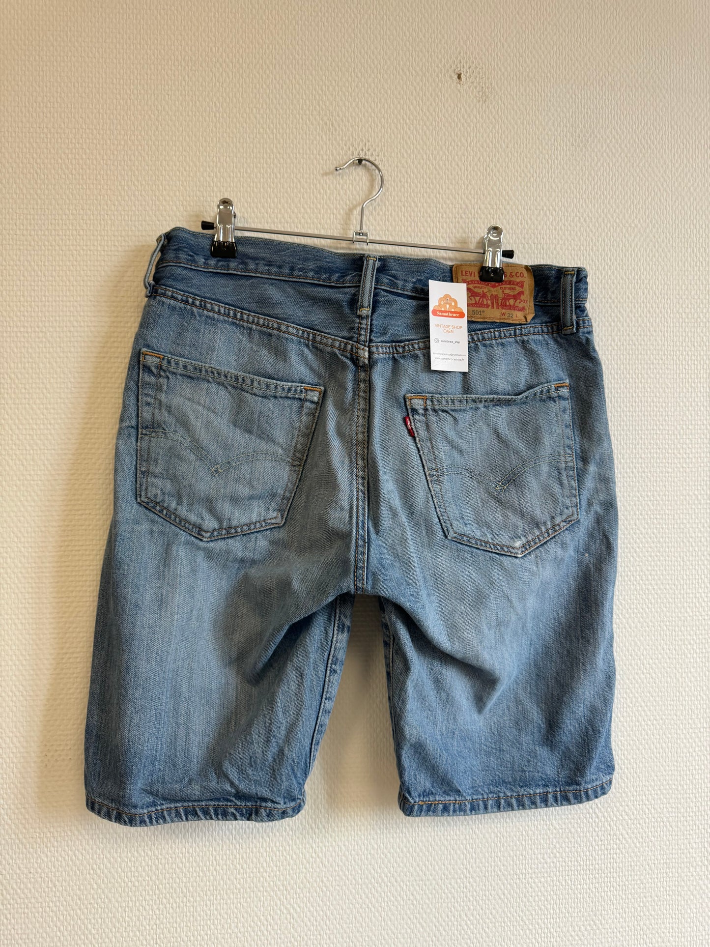 Short en jean Levis