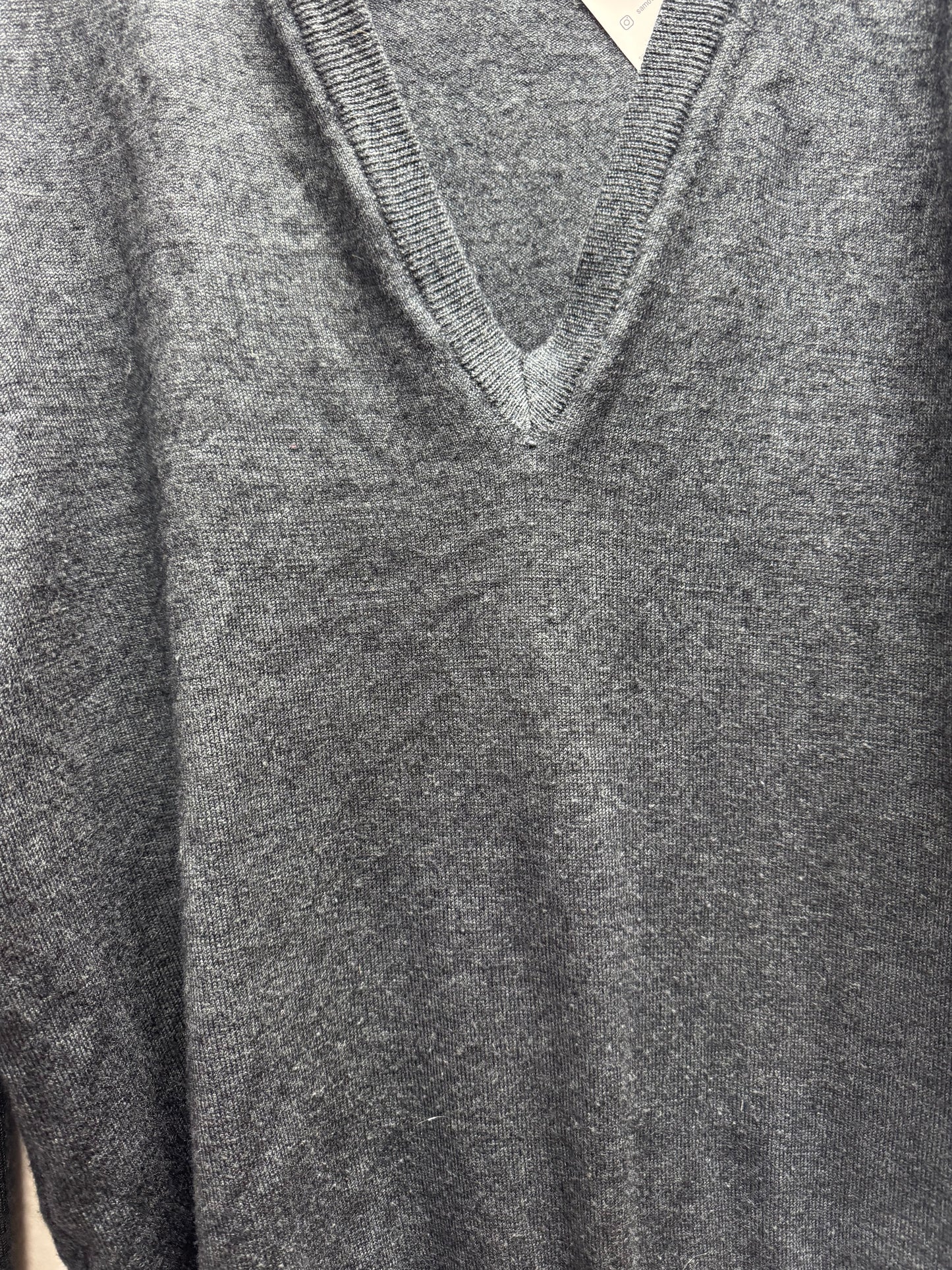 Pull gris